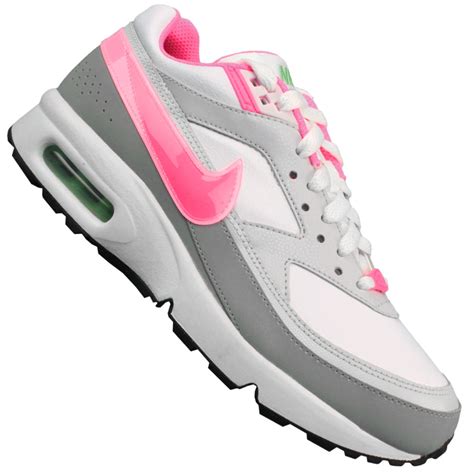 nike air classic bw damen schwarz pink stoff|Nike Launches The Air Classic BW Ultra For Women .